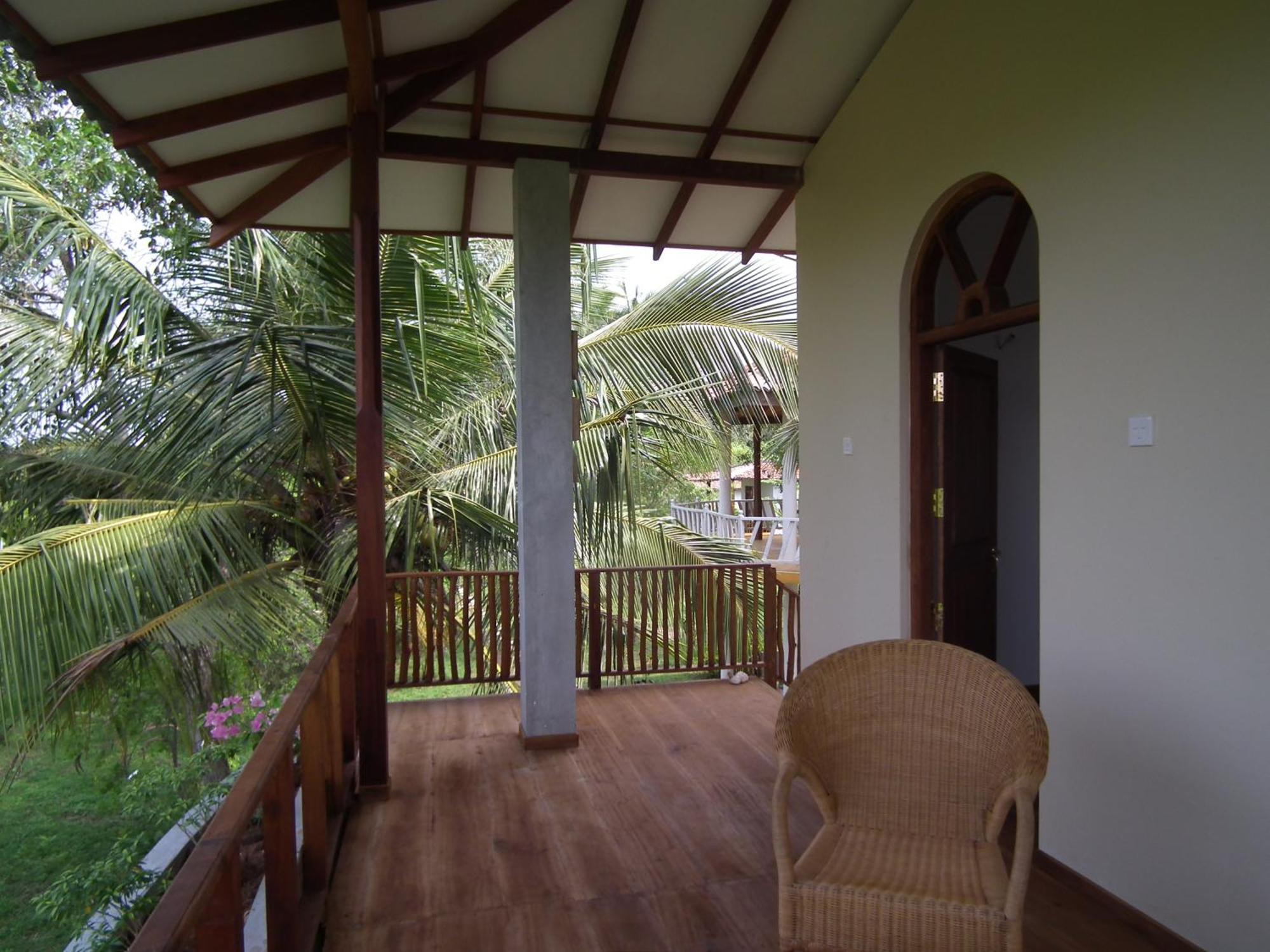 Villa Coconut Island Tangalle Exterior foto