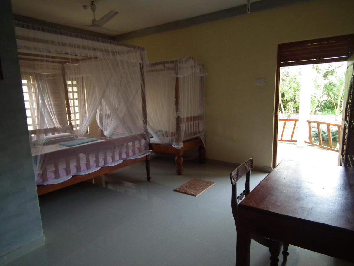 Villa Coconut Island Tangalle Exterior foto