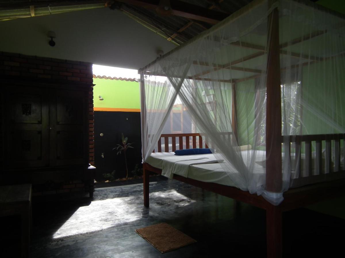 Villa Coconut Island Tangalle Exterior foto